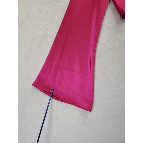 FOREVER 21 Satin Top Womens XS Magenta Polyester‎ Bell Sleeve V Neck Drawstring - Picture 6 of 9